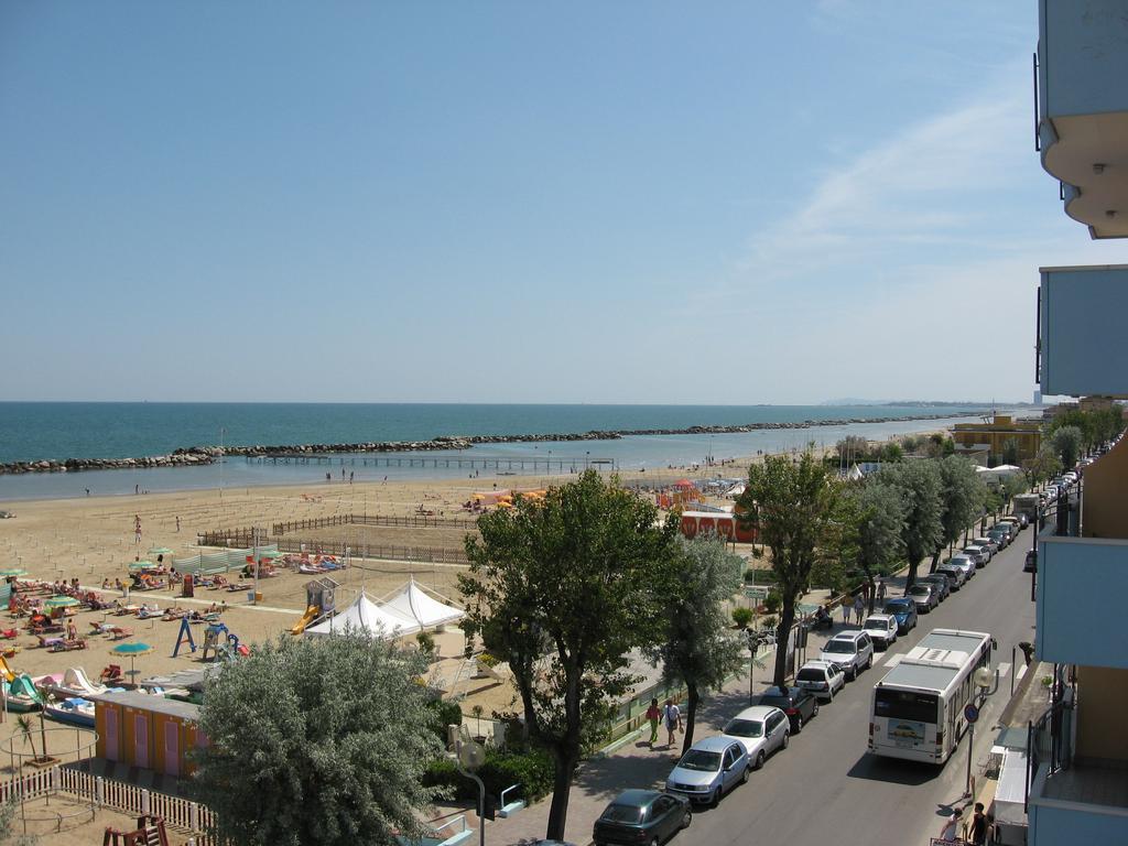 Hotel Rosati Rimini Exterior foto